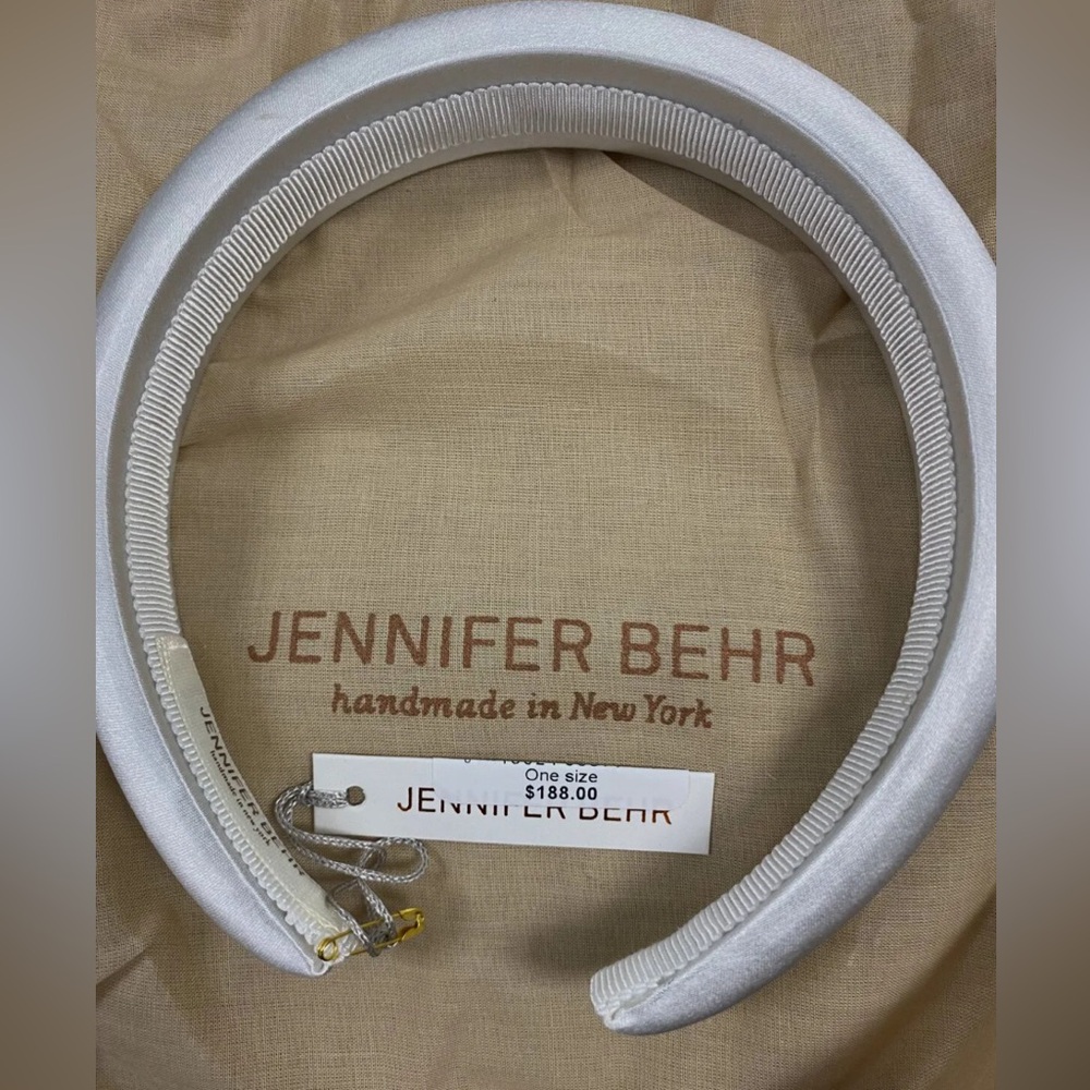 $188 Jennifer Behr Women's White Tori Hammered Silk Satin Headband